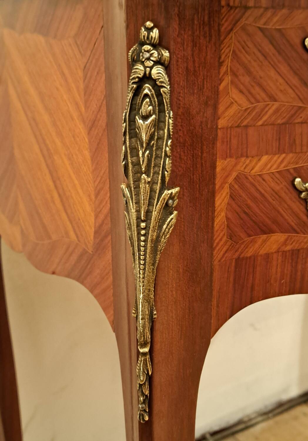 Louis XV style dressing table in marquetry