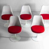 Magnifique ensemble de 5 chaises tulipes par Eero Saarinen pour Knoll International, années 1970