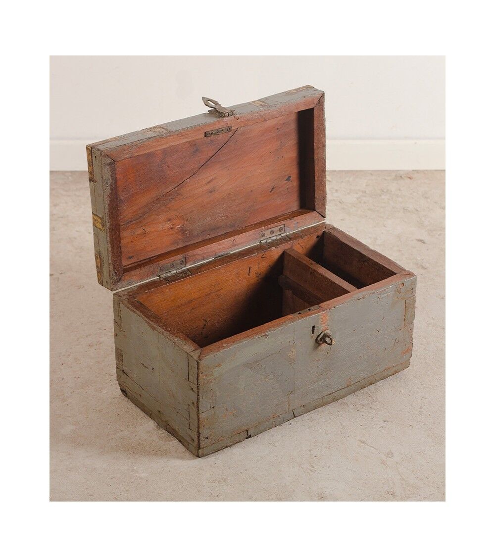Vintage chest - vintage jewelry box
