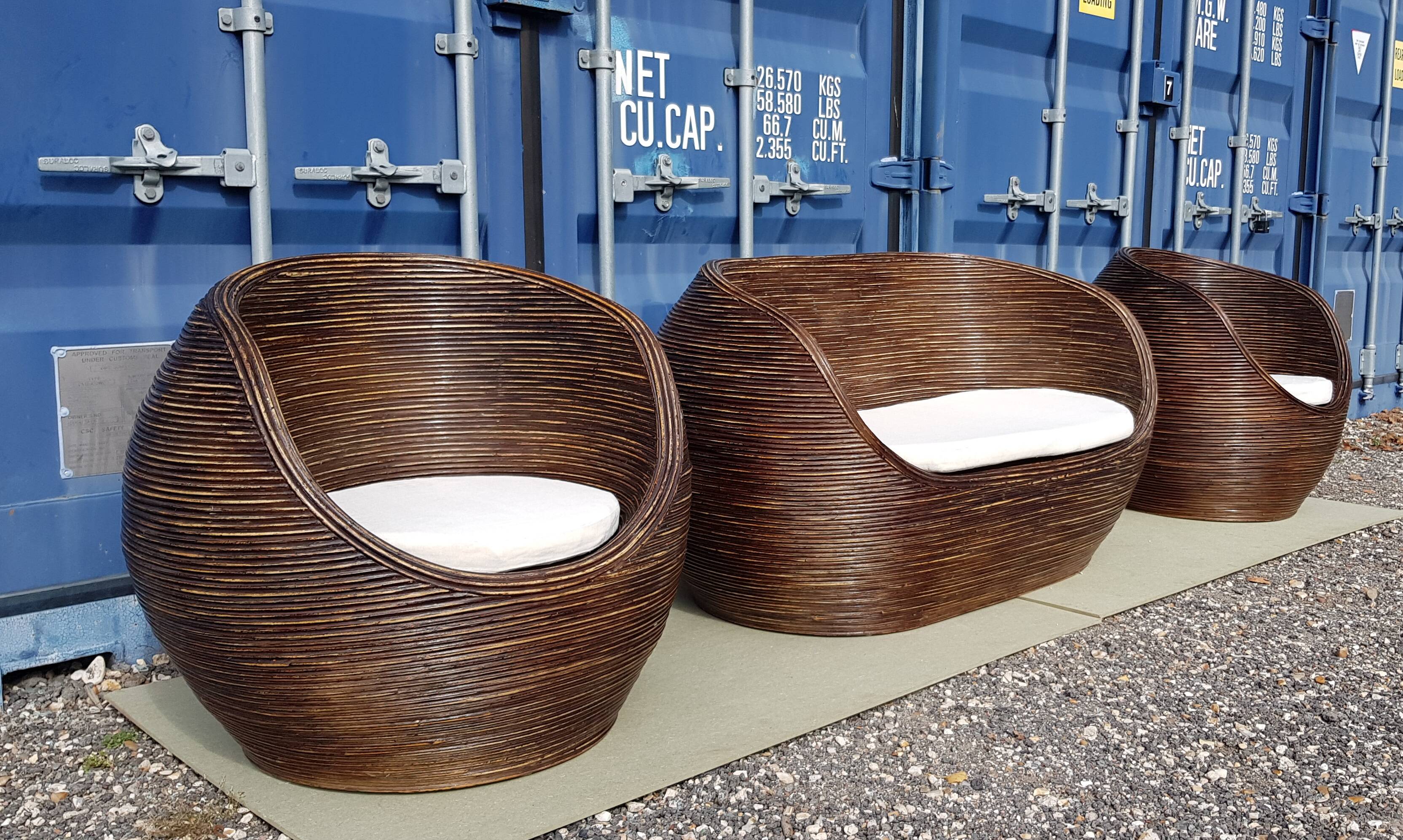 Set canapé sofa et ses 2 chauffeuses en rotin