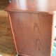 Commode en bois et rotin