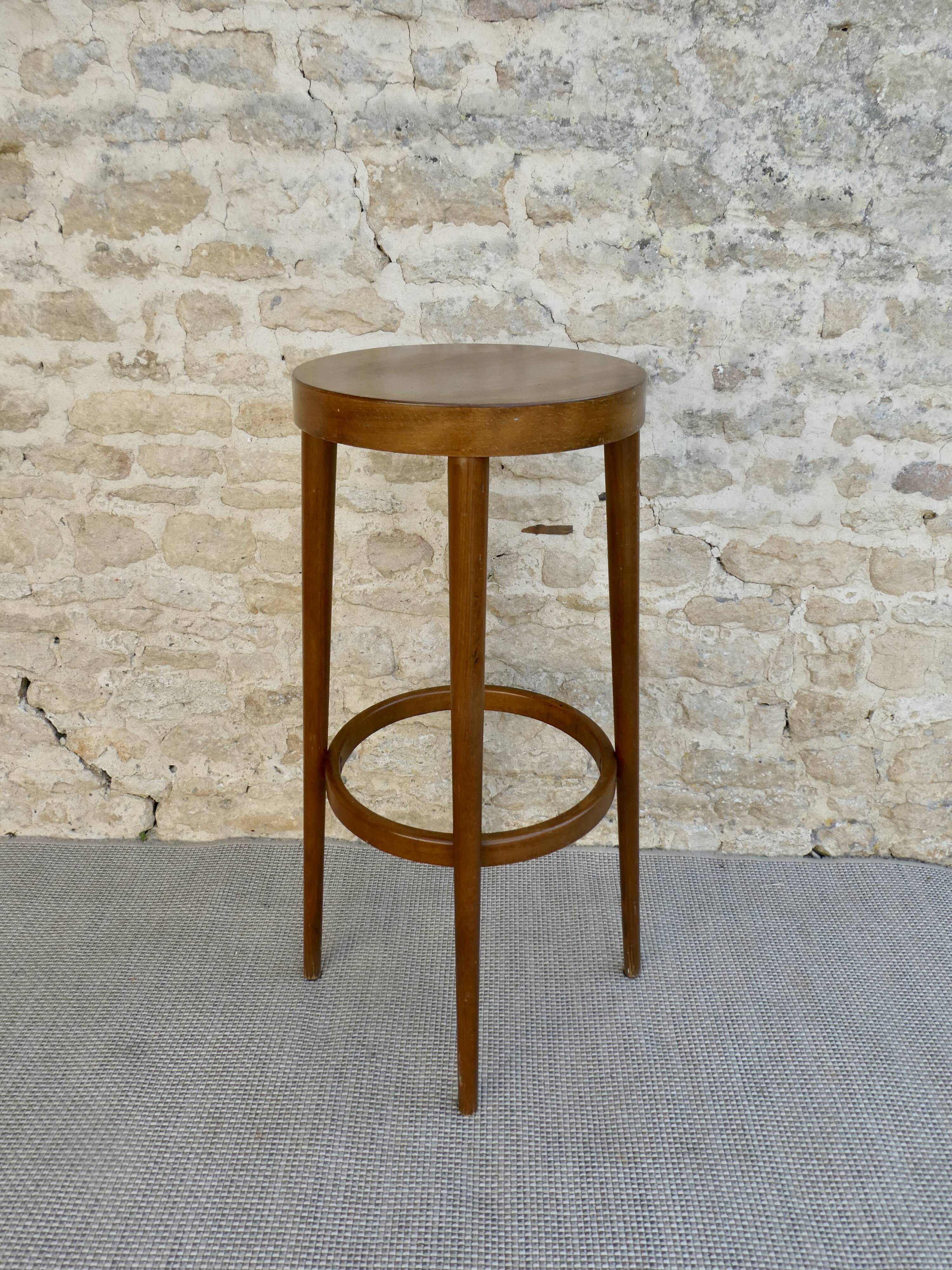 Tabouret haut de bar en bois Baumann