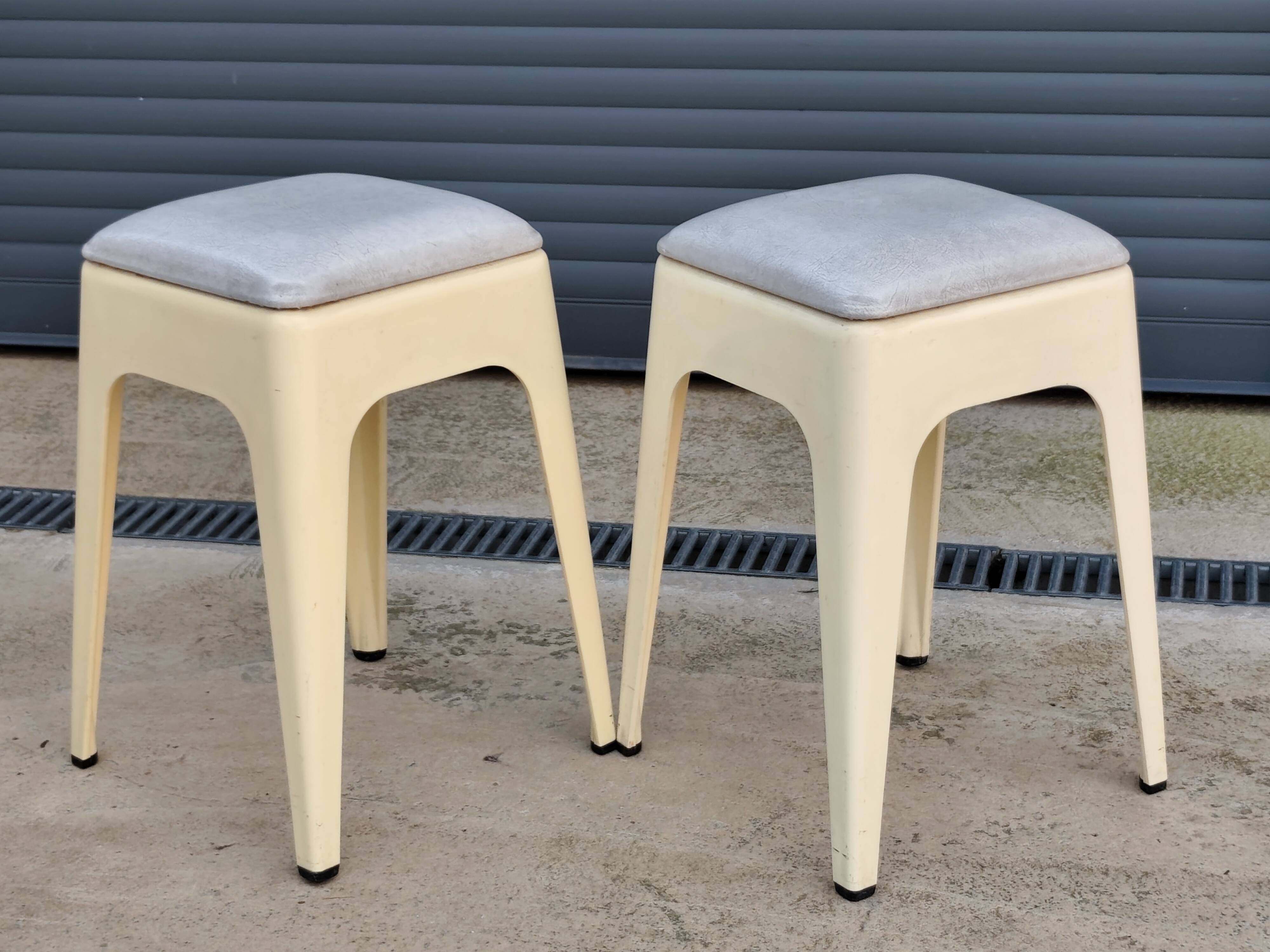 Pair of vintage "ami" stools