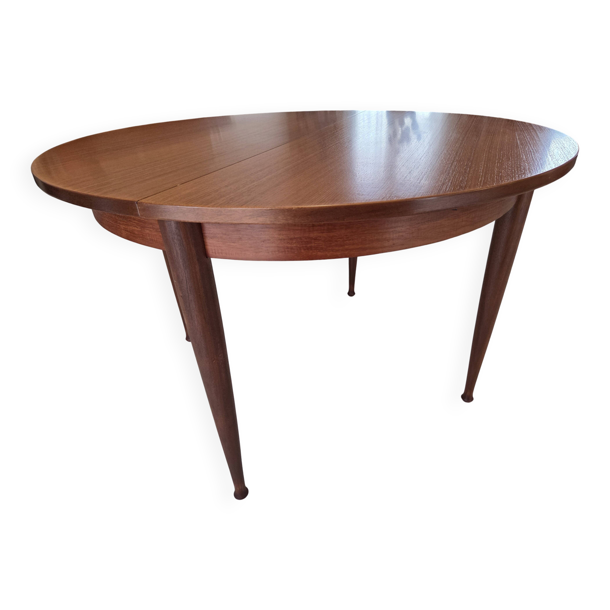 Round teak table in Scandinavian design from the late 1960s.