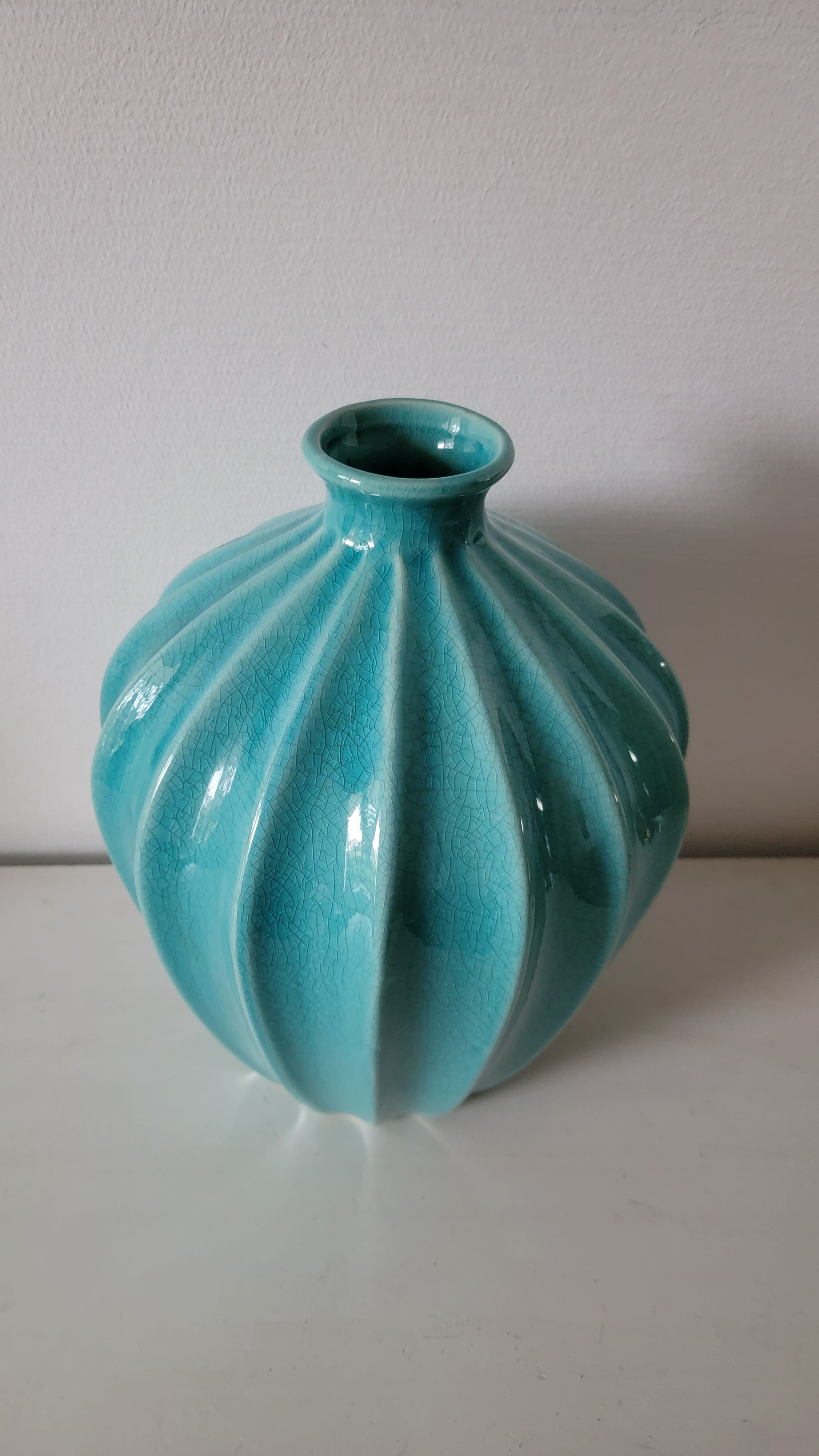 Ribbed turquoise vase