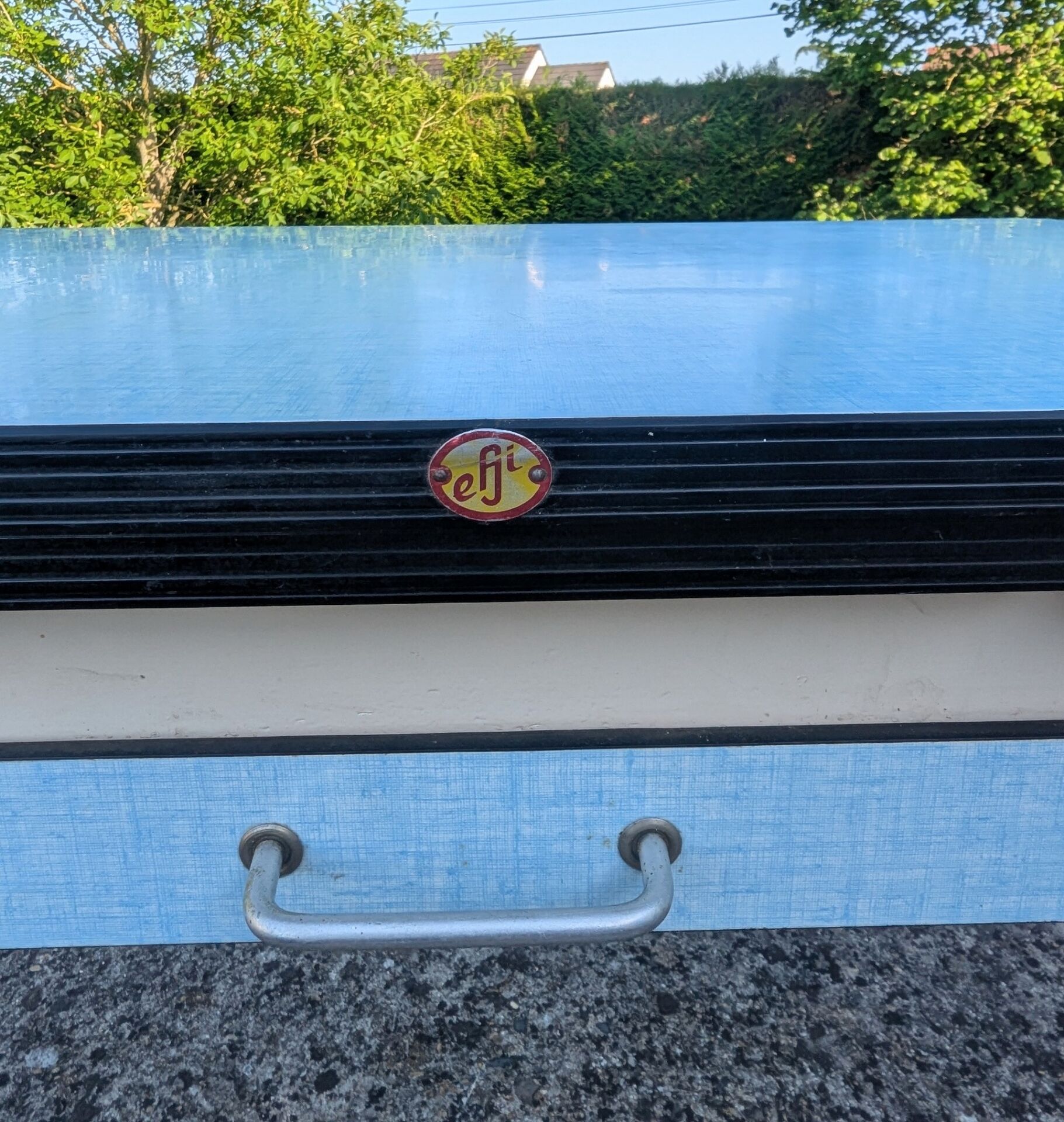 Vintage Formica table efji novoplan with 2 integrated extensions 109/148/197.