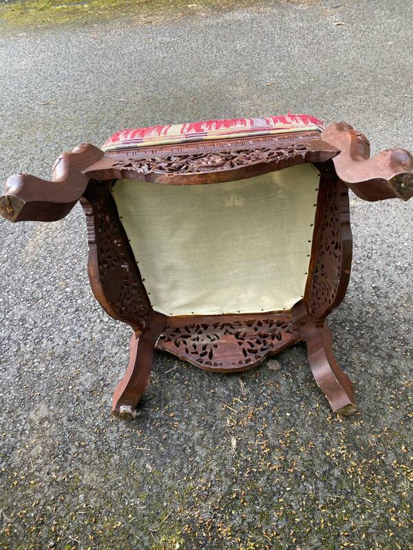 Petit fauteuil Anglo indien en bois exotique