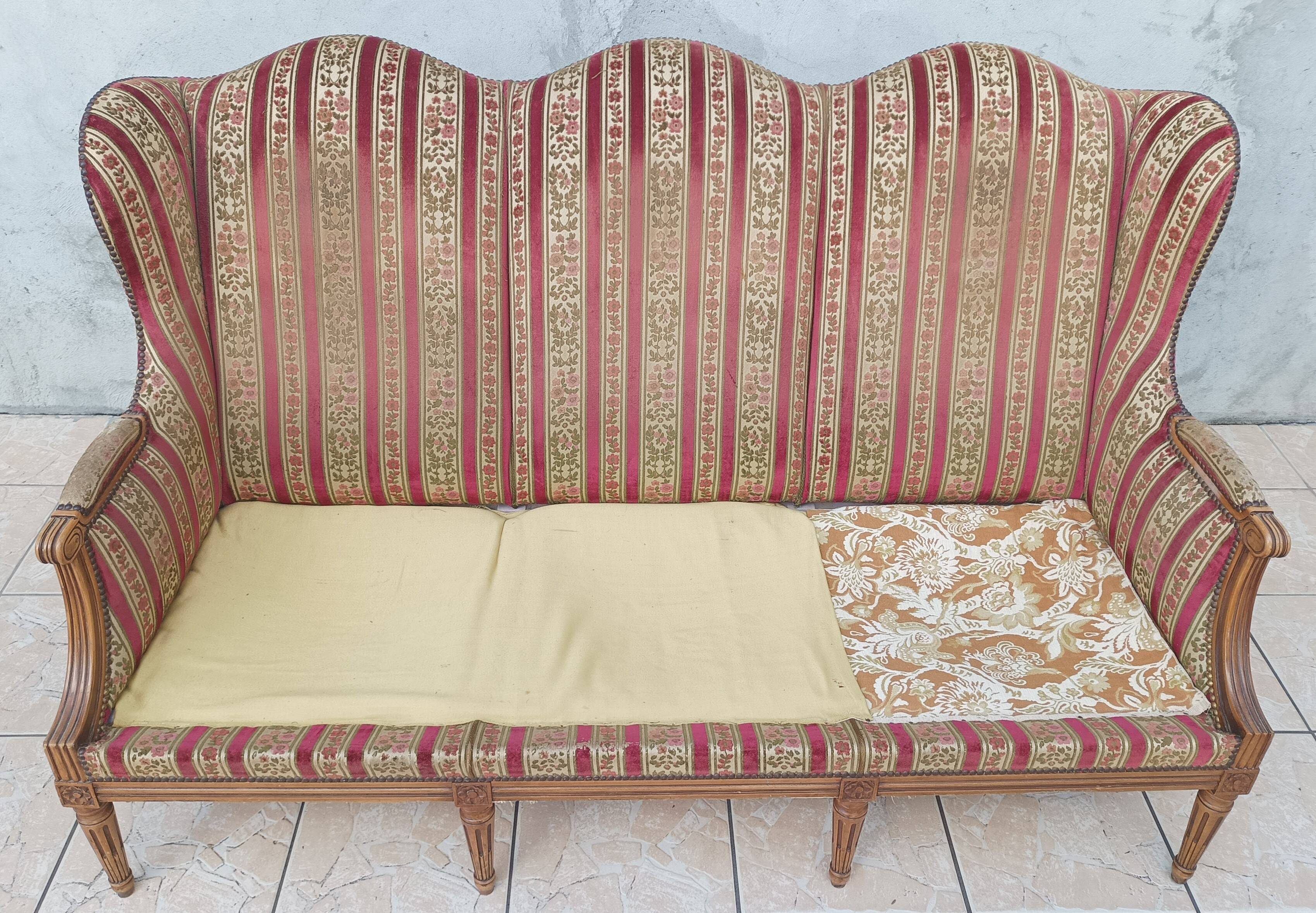 Canapé à oreilles Louis XVI