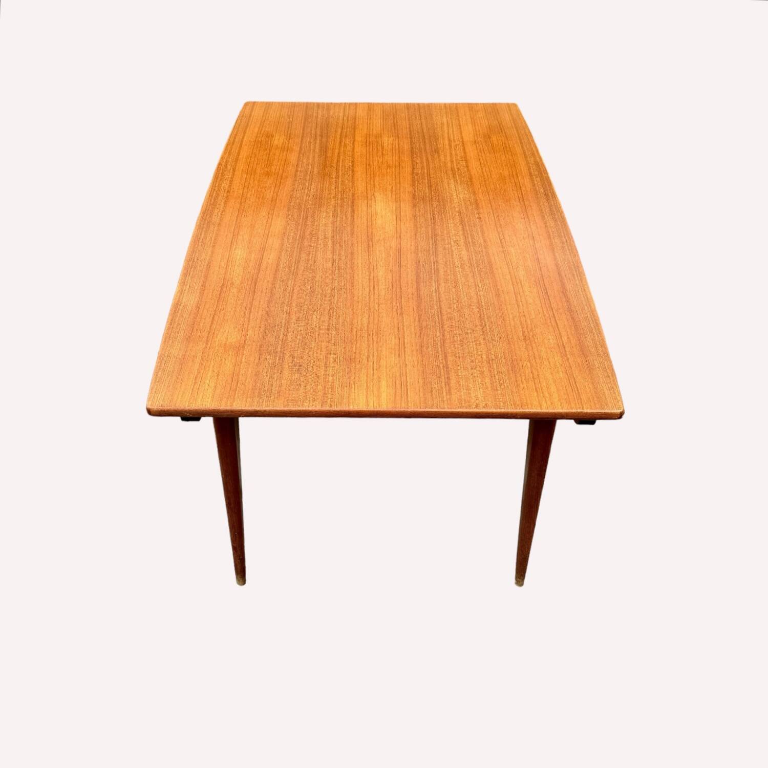 Table design scandinave, ameublement NF, vers 1960