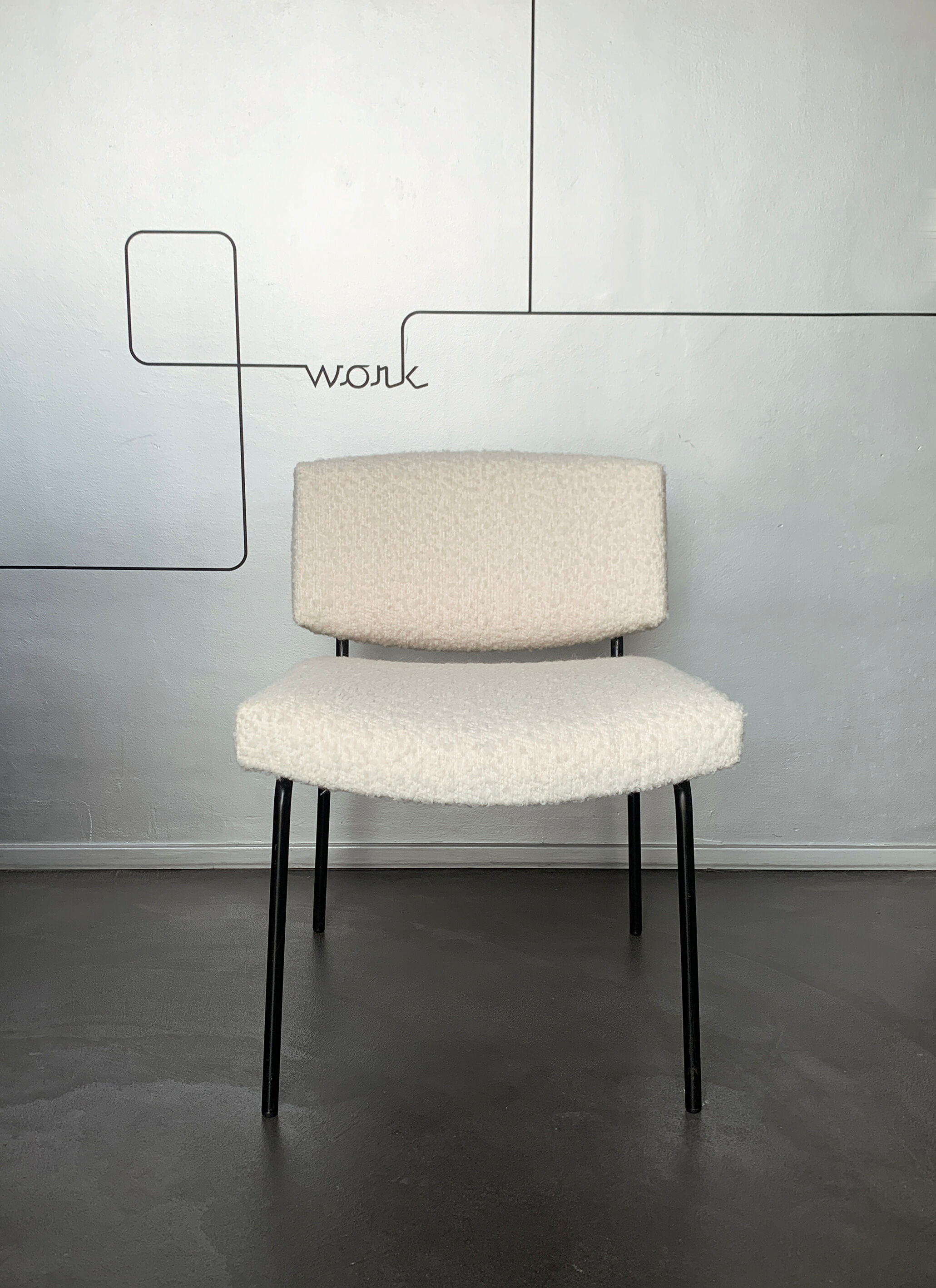 Armchair Conseil fabric bouclette, Pierre Guariche for Meurop 1960