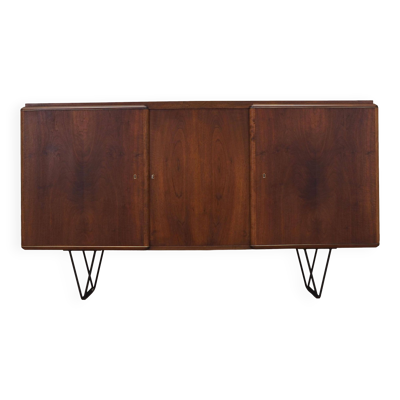 Buffet haut en noyer, design danois, années 1960, production : Danemark