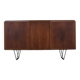 Buffet haut en noyer, design danois, années 1960, production : Danemark