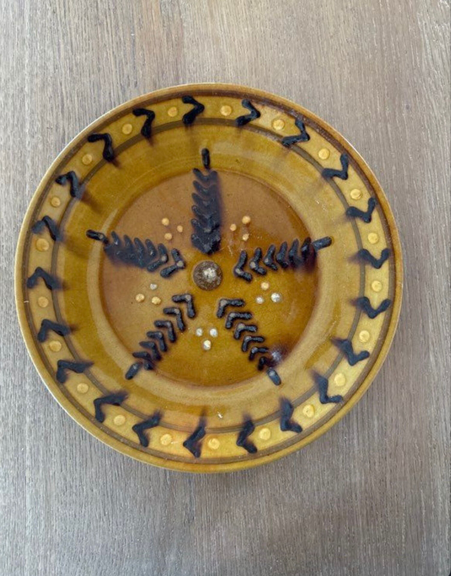 Vintage enamelled ceramic plate - geometric design - 24 cm - F