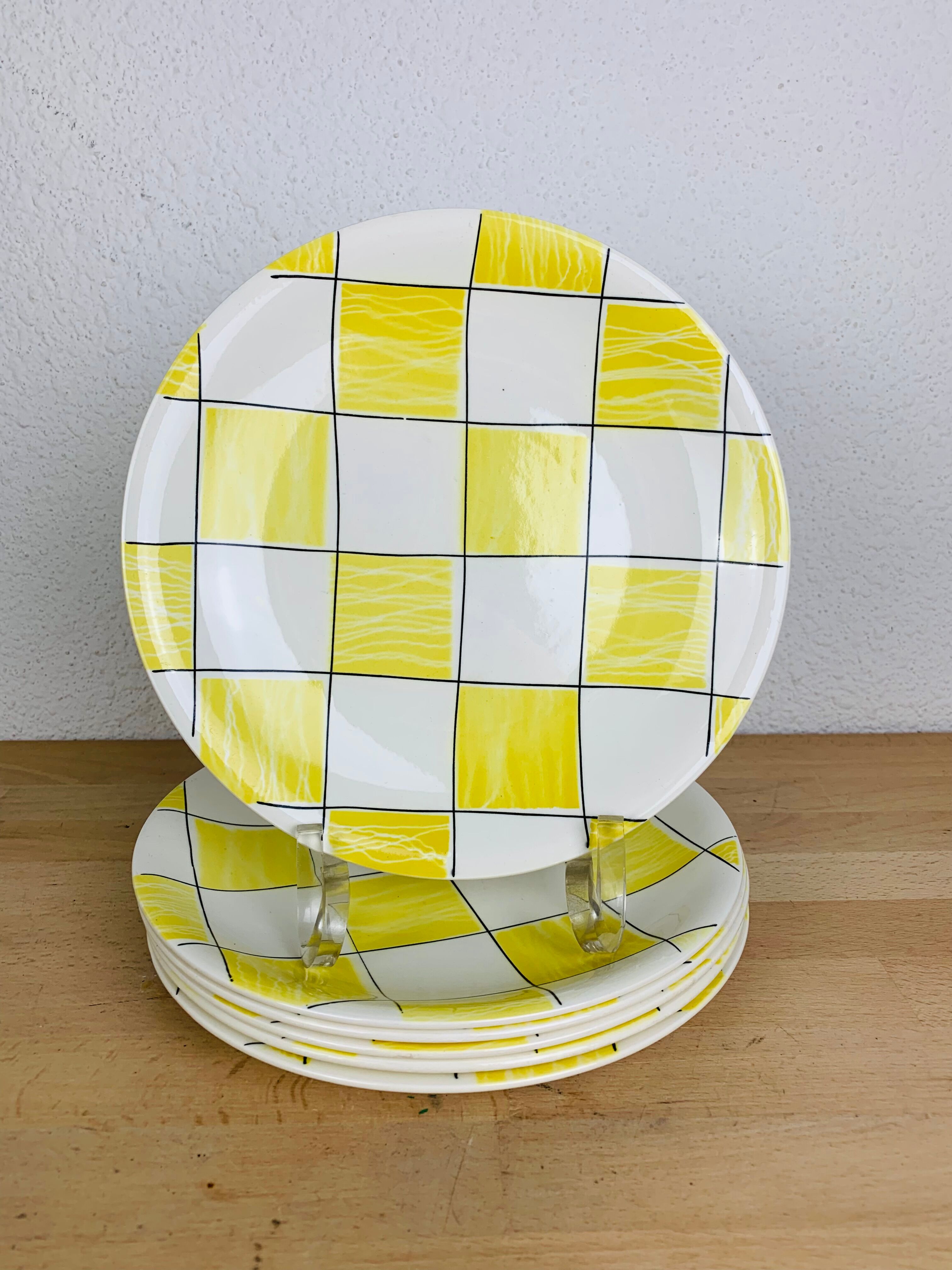 6 flat cambridge plates by Salins
