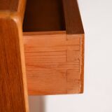 Vintage bookcase with storage compartment