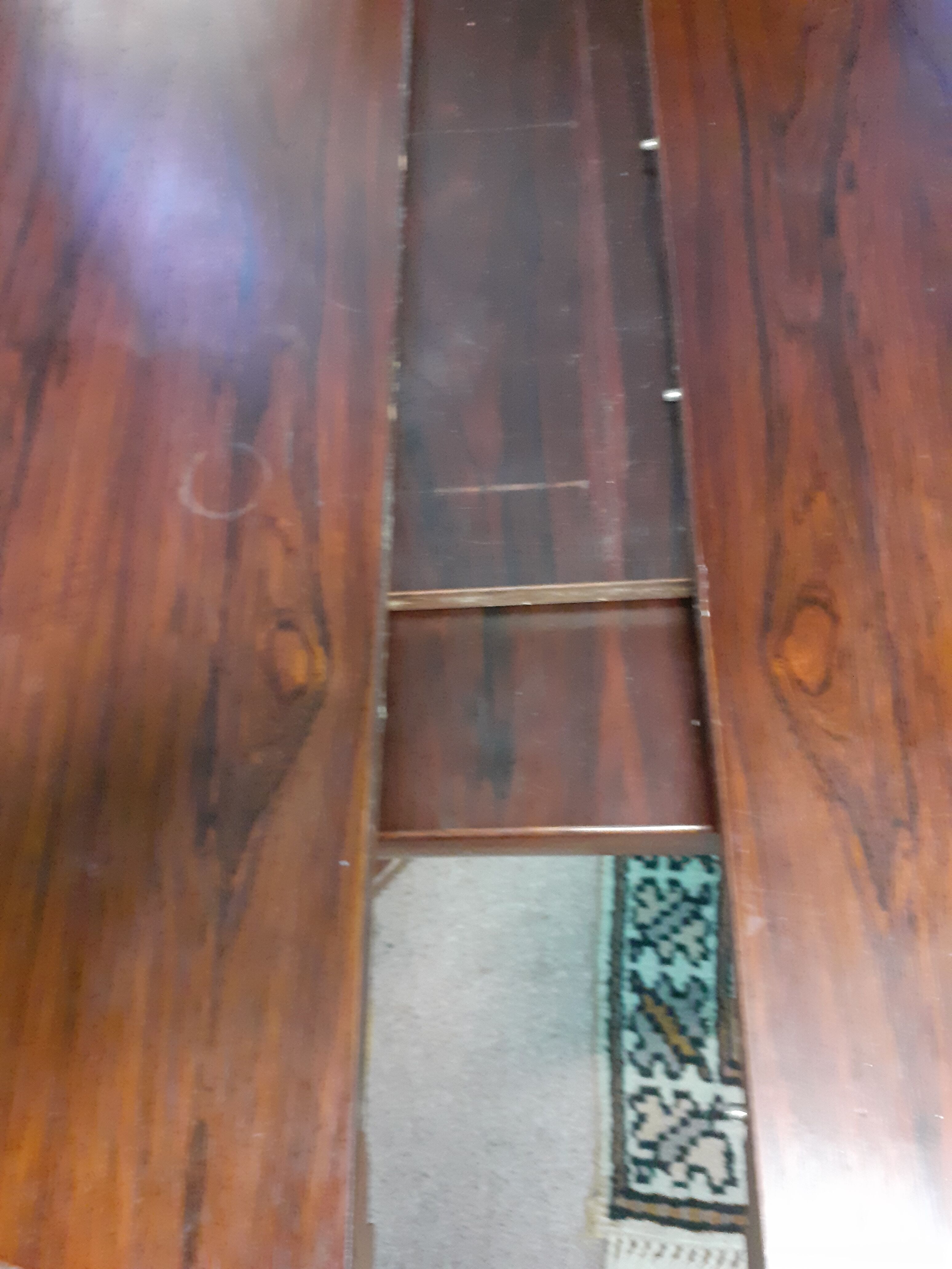 Vintage roundtable
