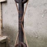 Brutalist floor lamp in wrought iron and glass paste