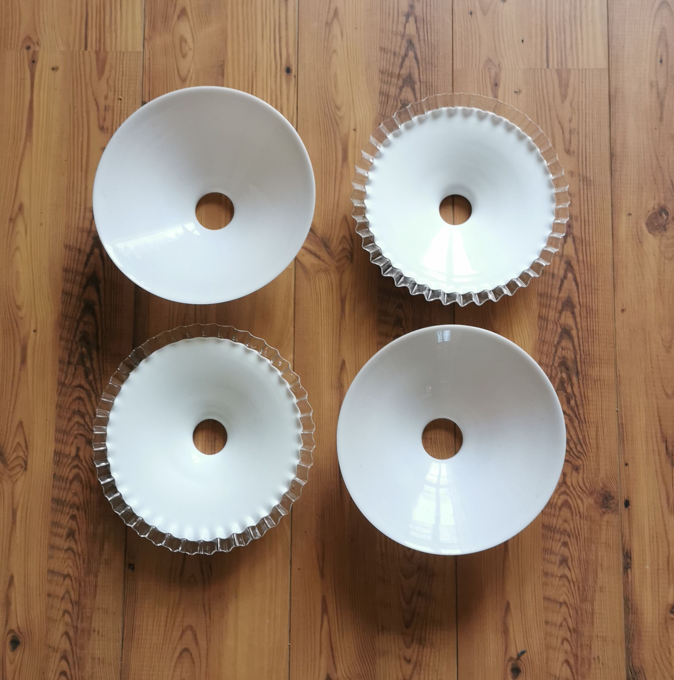 4 simple and serrated opaline shades