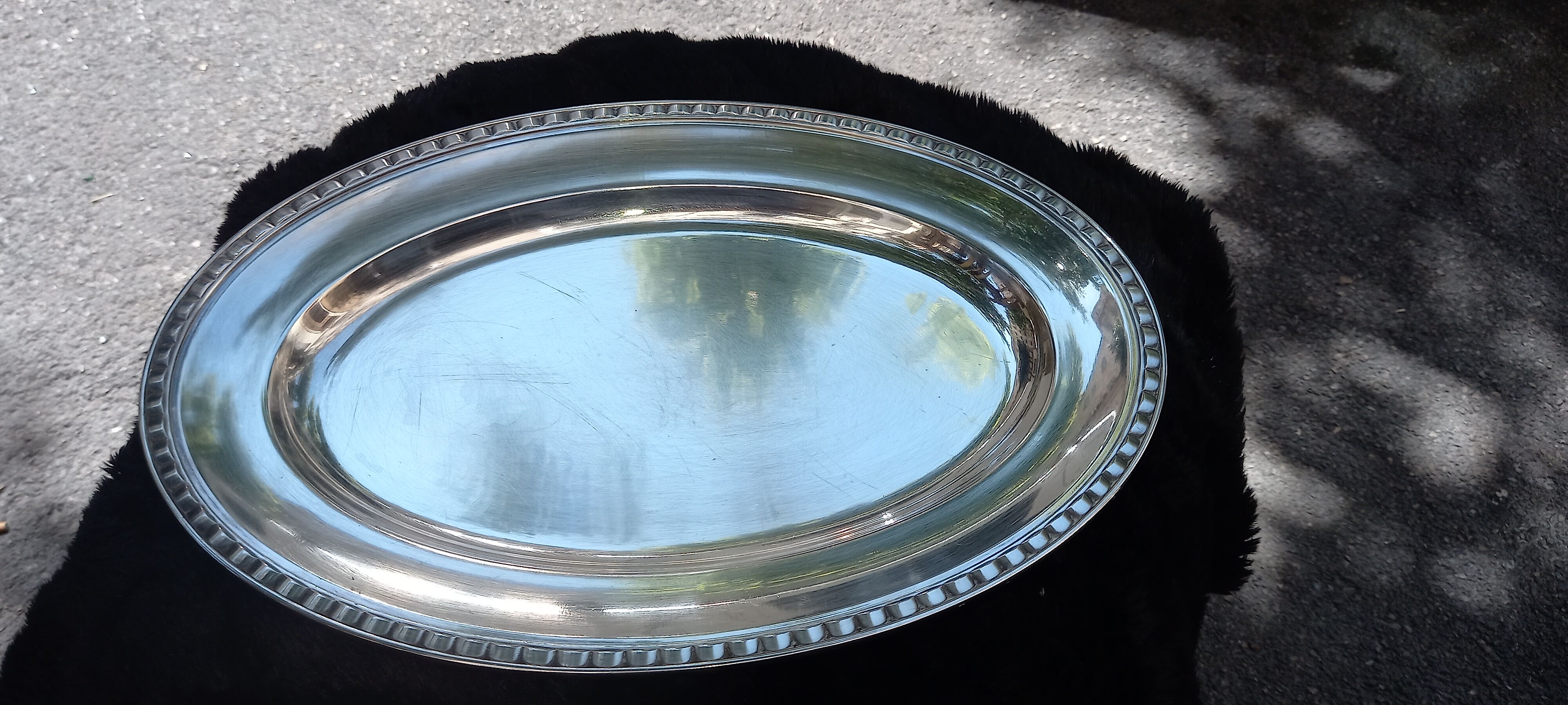 Christoffle oval silver metal top