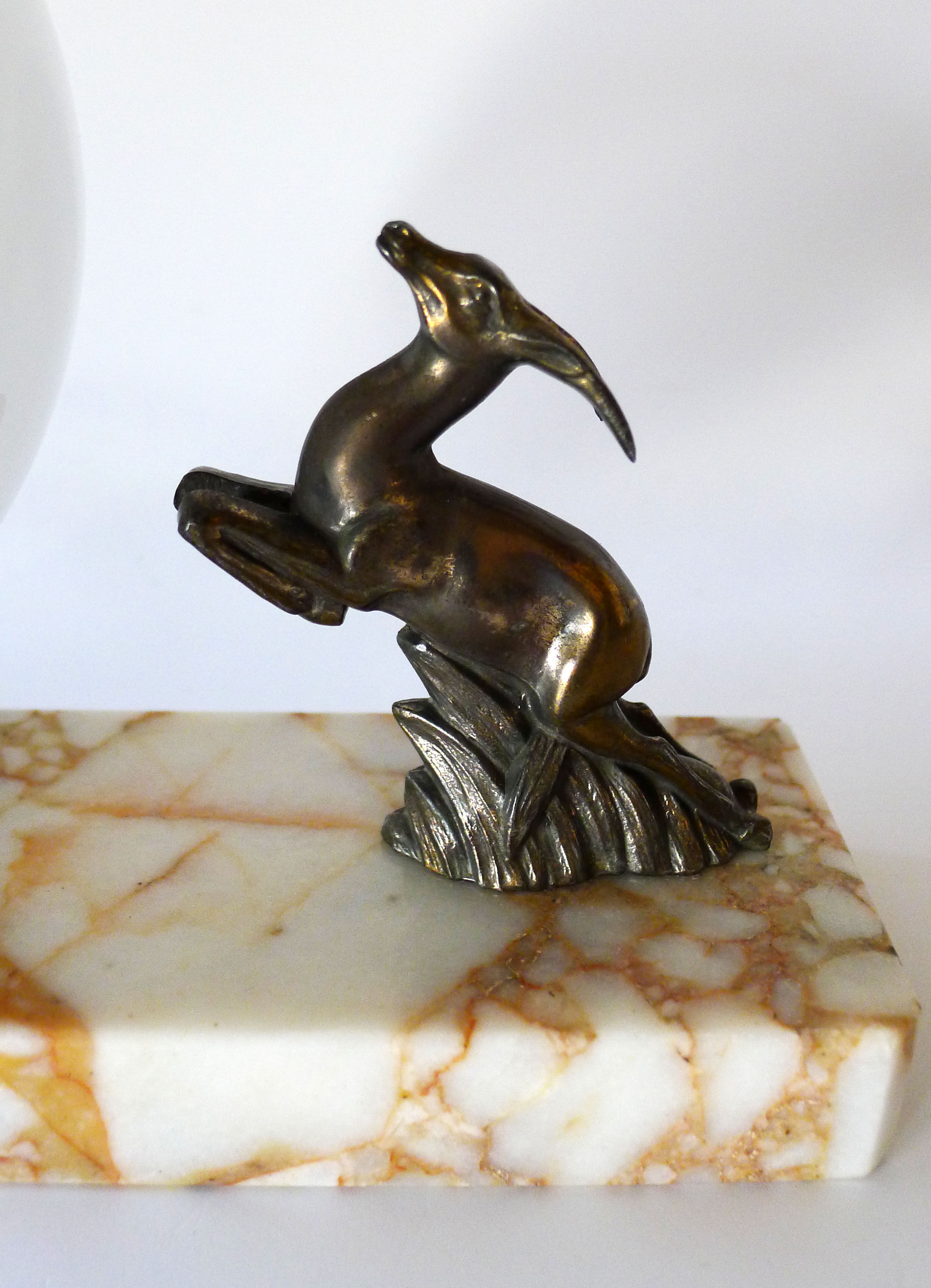 Art Deco lamp opalin globe on marble - gazelle