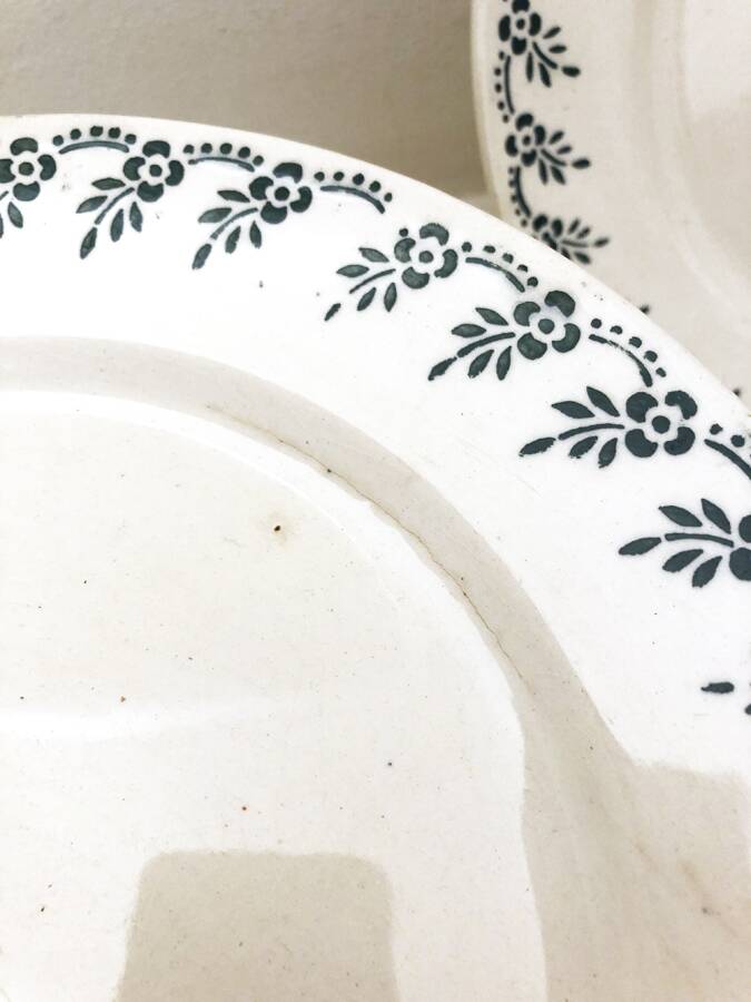Flat ironstone plate, green floral model