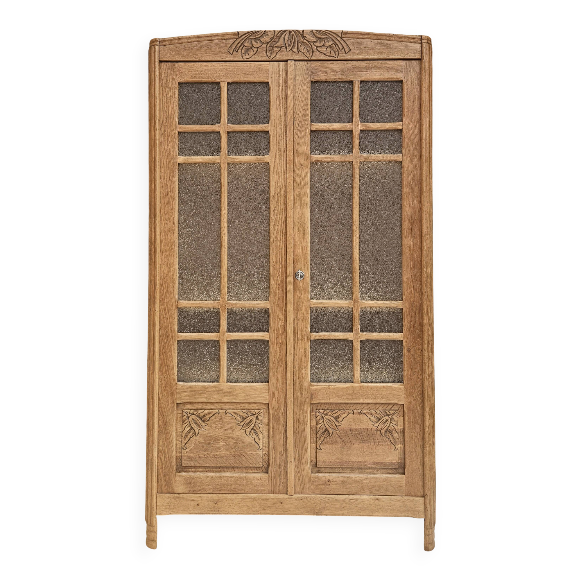 Art Deco display cabinet from Paris
