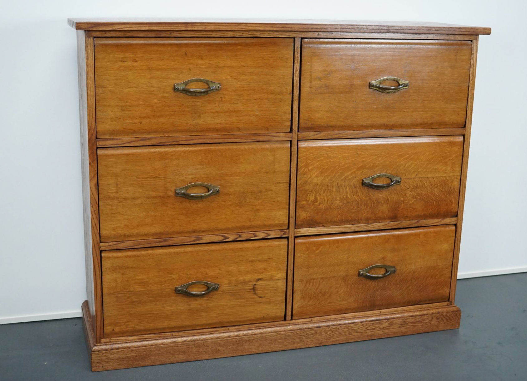 Chest of drawers in oak apothecary France 1930s