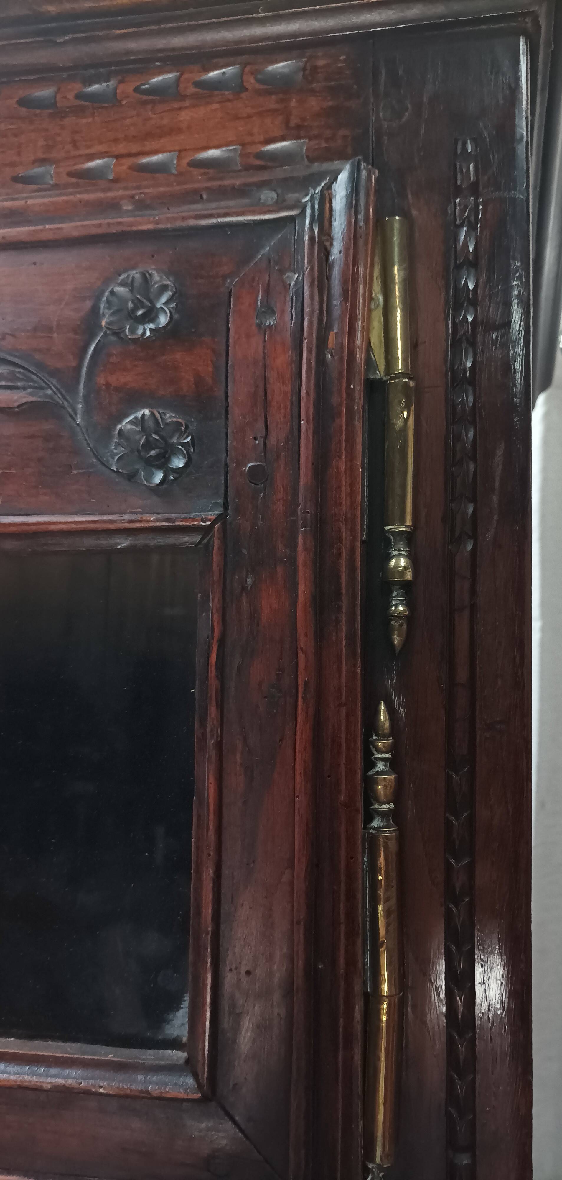 Provençal ash dresser