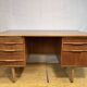 Bureau vintage en teck des années 1960, design danois scandinave rétro du milieu du siècle