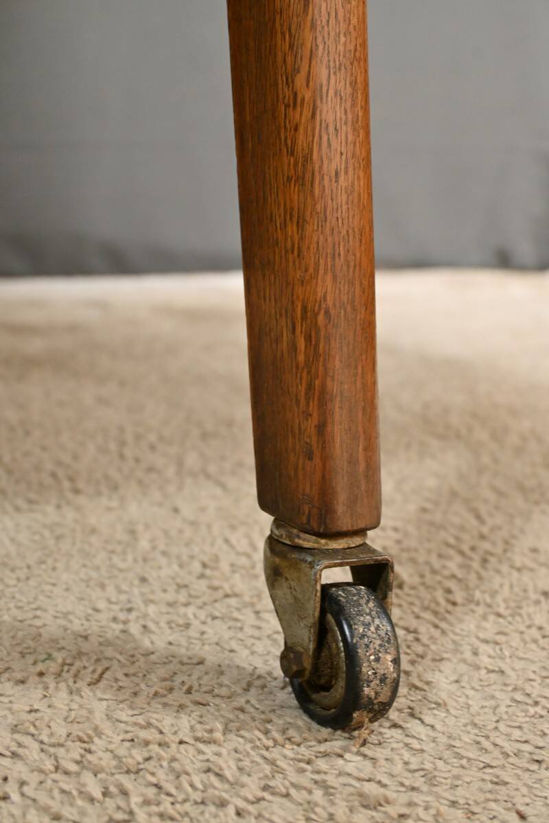 Oak Rolling Trolley – 1960