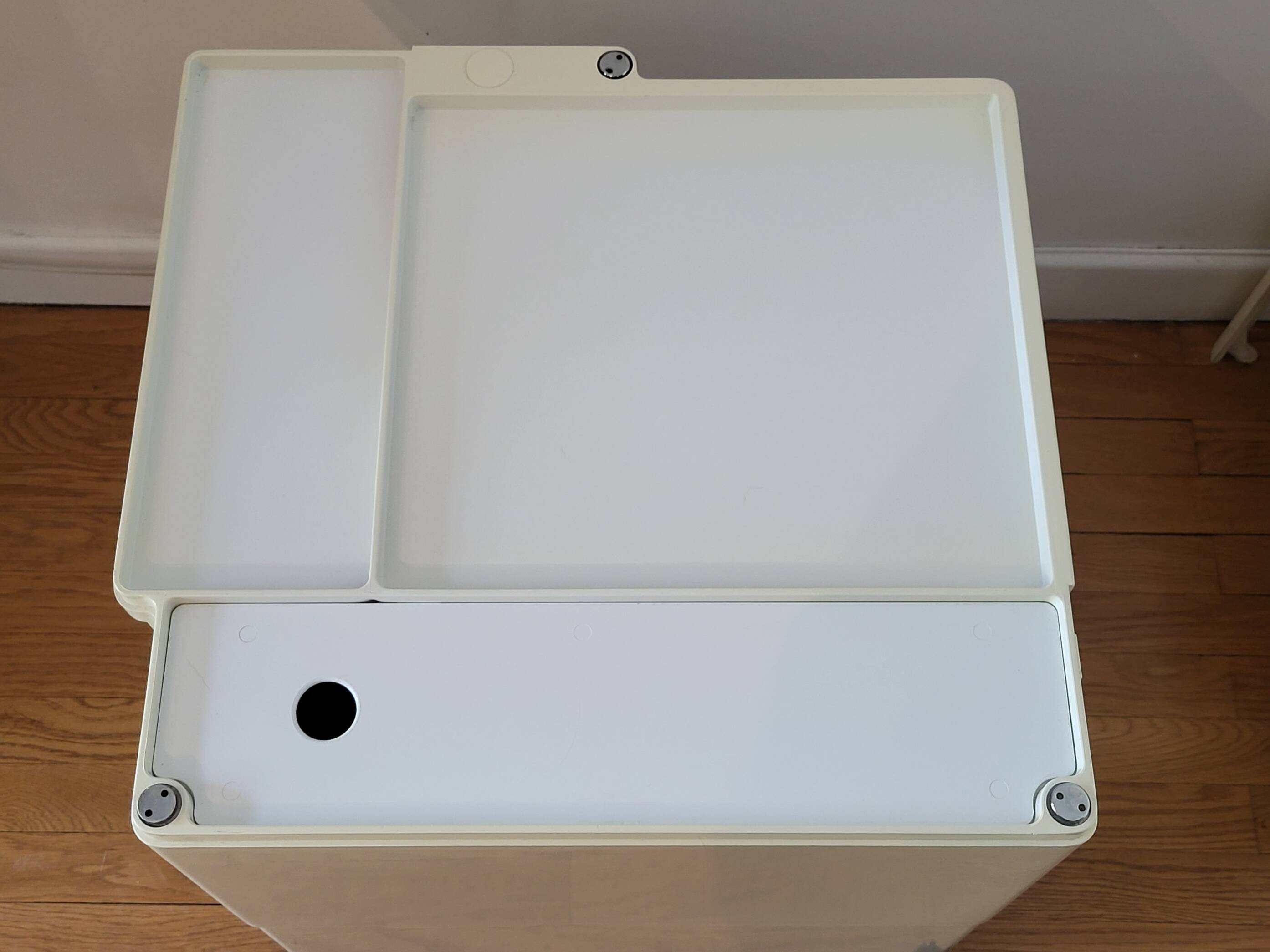 Joe Colombo Boby Off-White Plastic Serving Trolley for Bieffeplast Italy 1968 Space Age