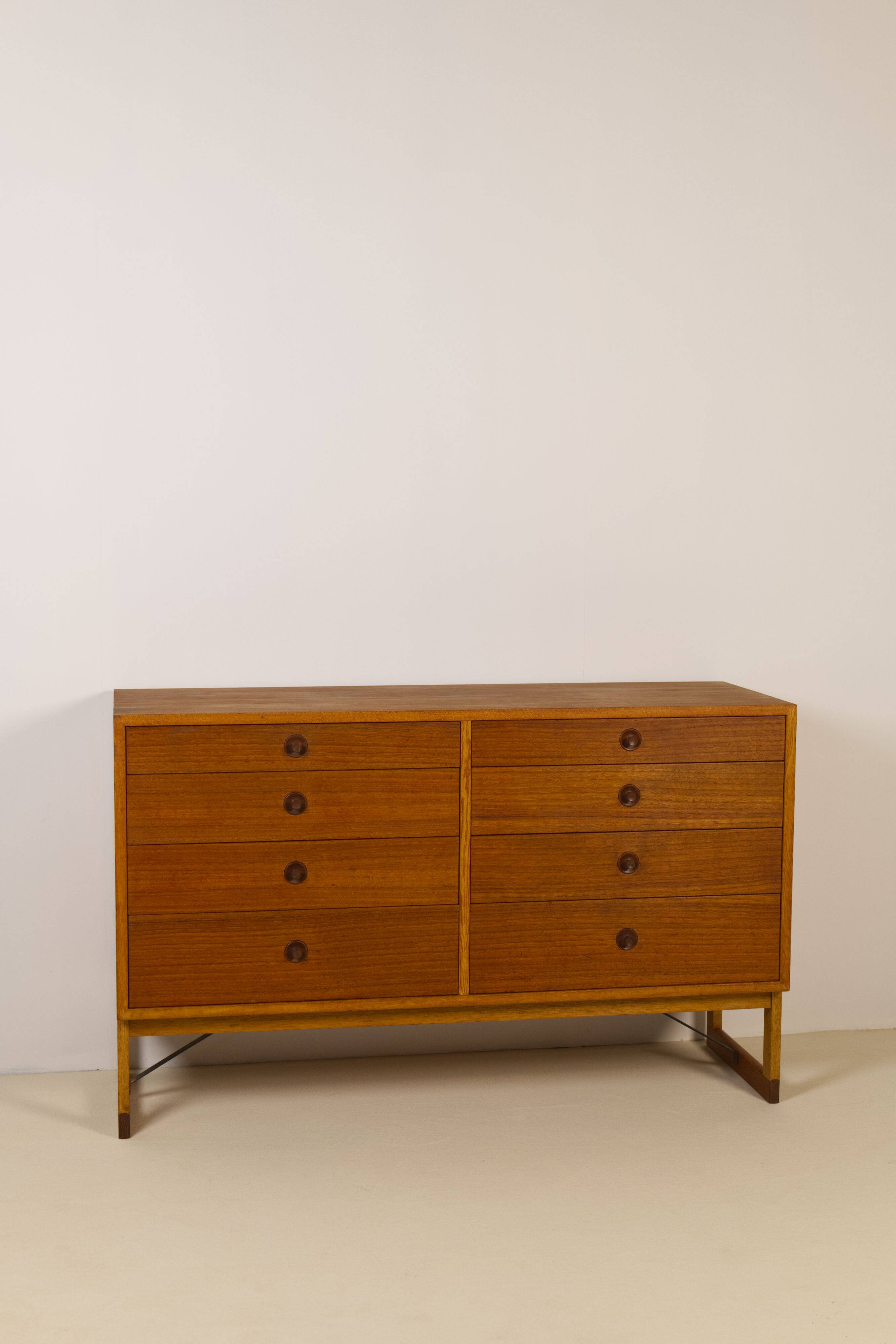 Oak and teak chest of drawers by Børge Mogensen for Karl Andersson & Söner, 1958