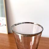 Vase en verre violet design années 70