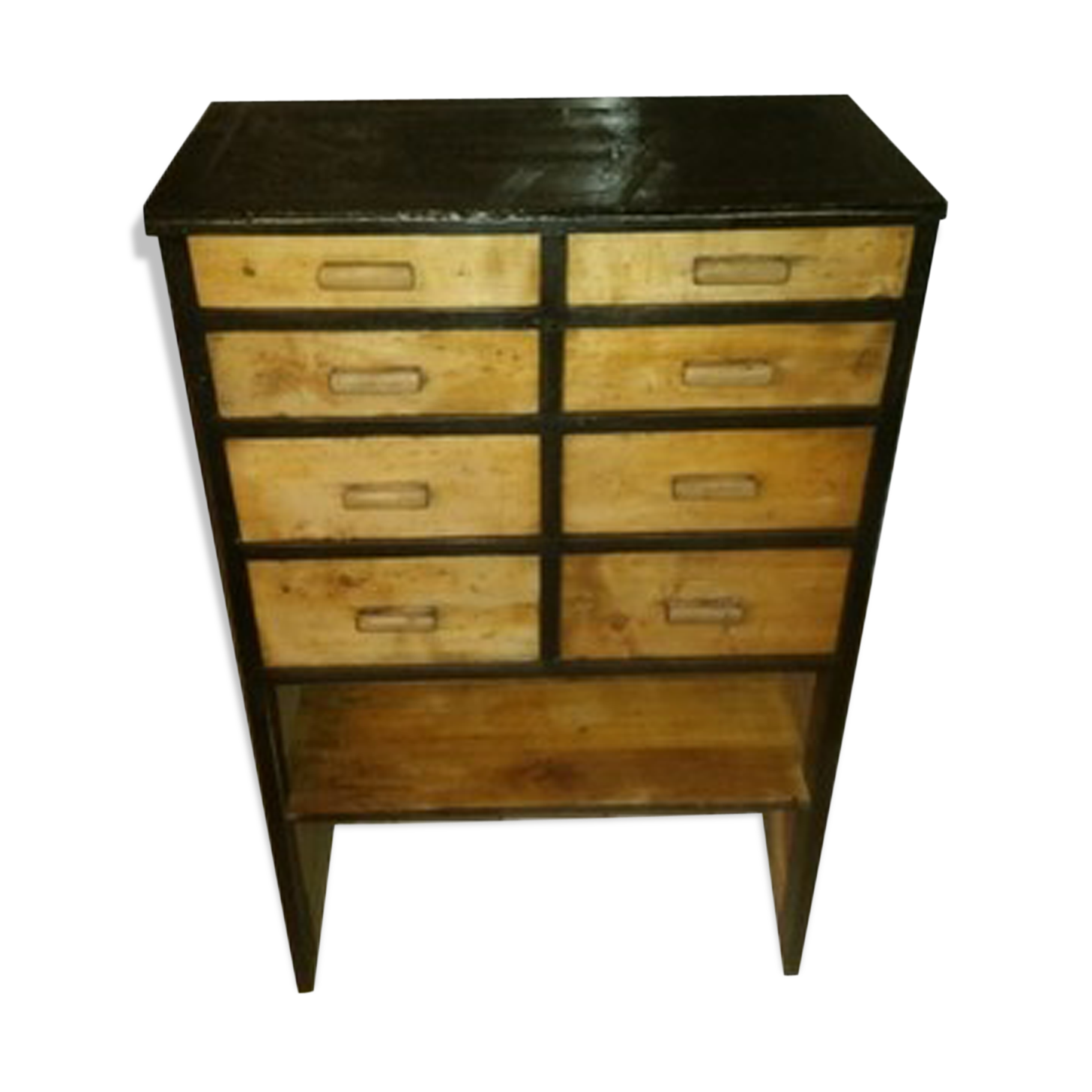 Furniture craft 6 drawers and a shelf