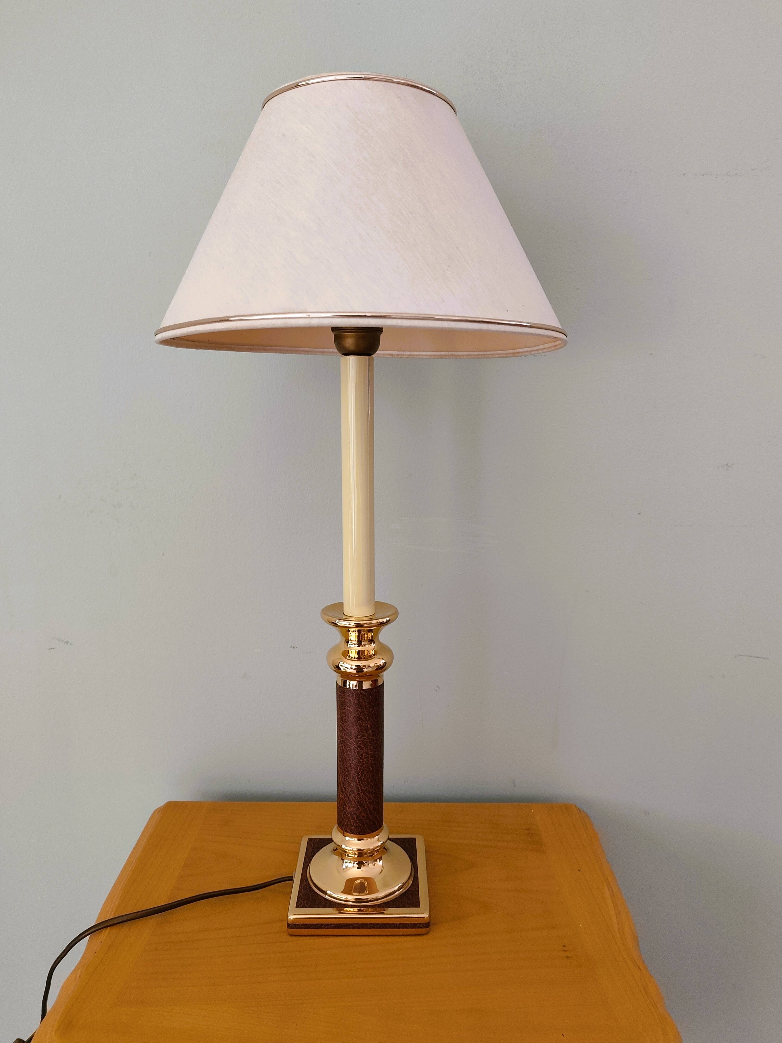 Vintage tall accent lamp