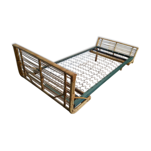 lit en rotin avec sommier