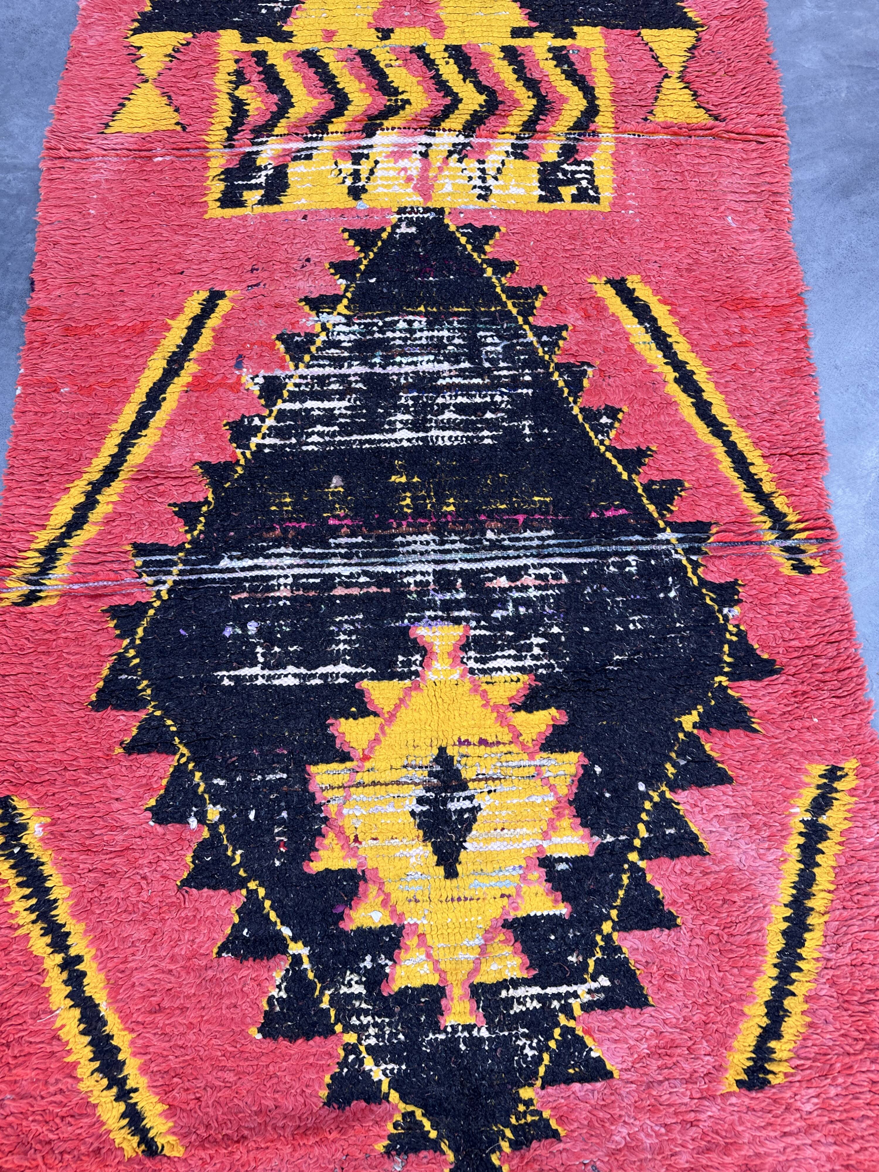 Moroccan Boujad rug pink - 107 x 267 cm