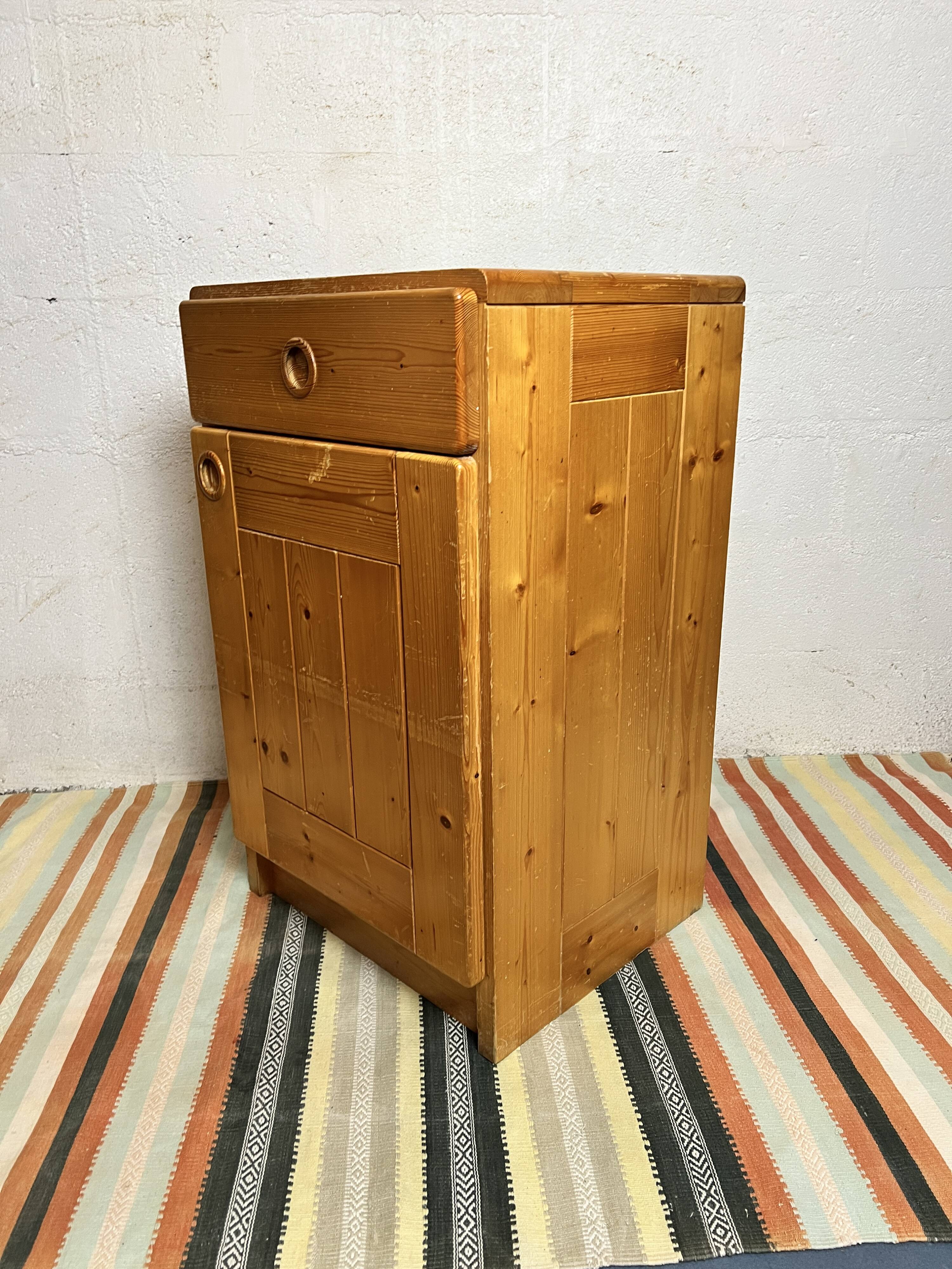 Charlotte Perriand selection buffet Les Arcs