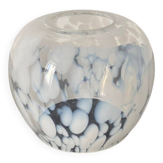 White clichy glass globe