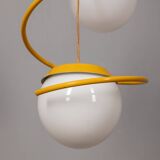 Lustre vintage années 70 en métal jaune et verre design italien space age