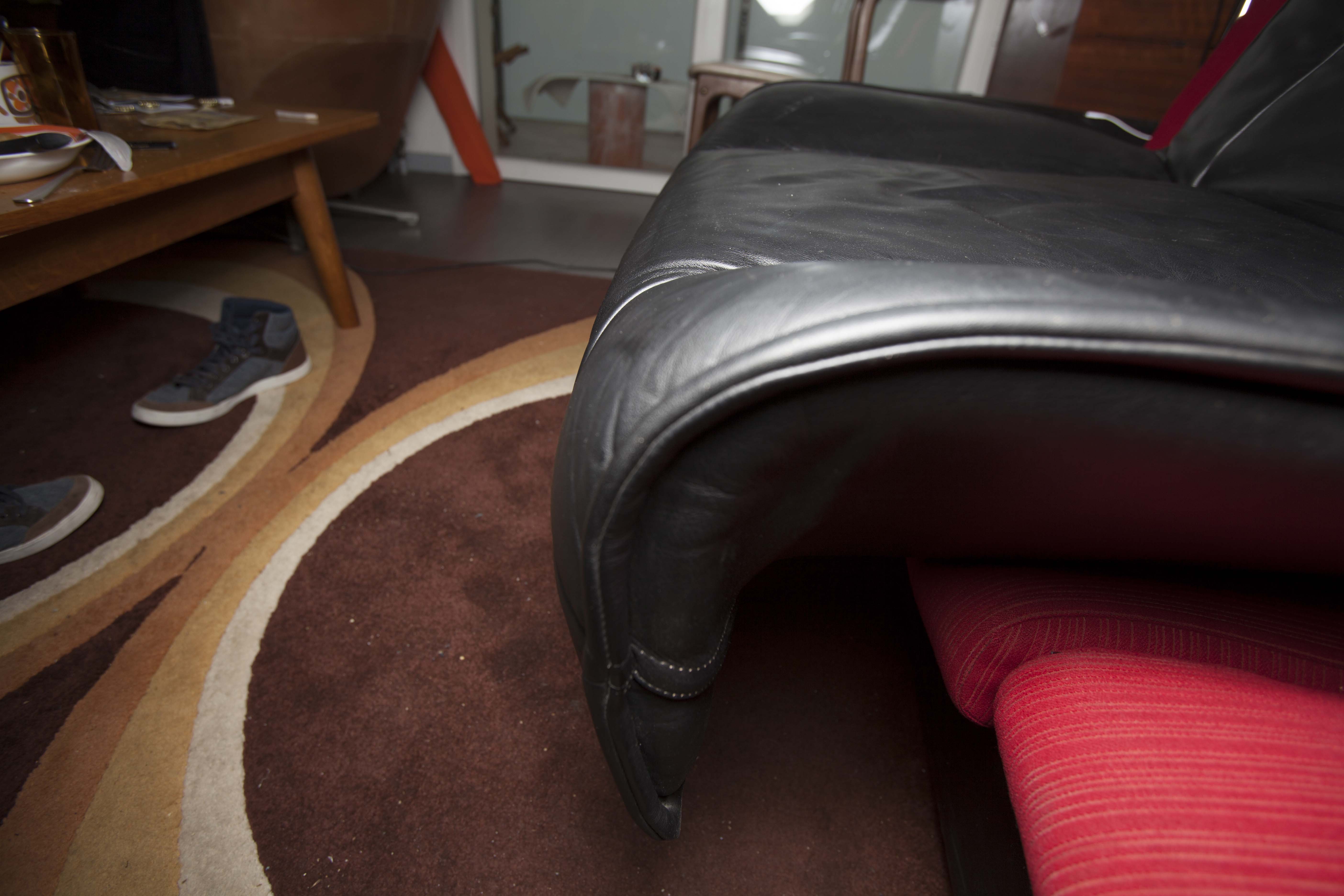 Leather sofa model "Veranda" Vico Magistretti for Cassina