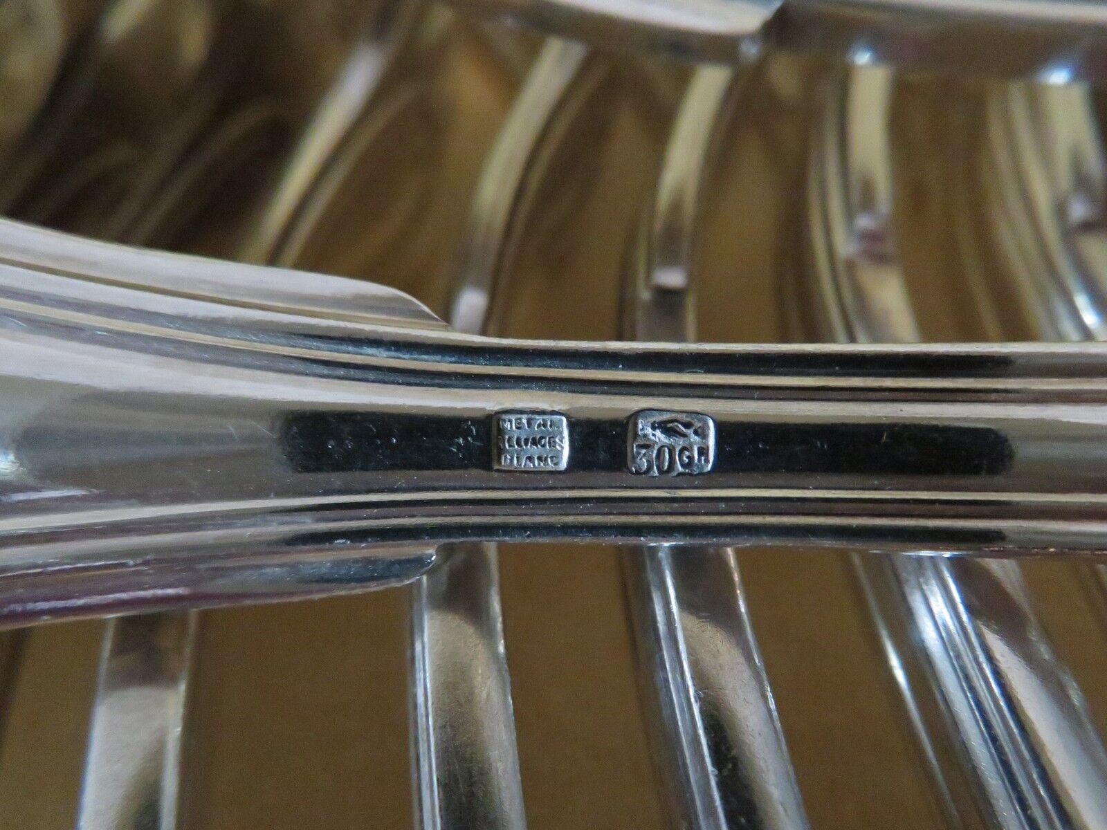 Housewife 12 forks 12 spoons in box