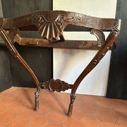 Antique wall console in carved walnut, Louis XV style, 19th century.