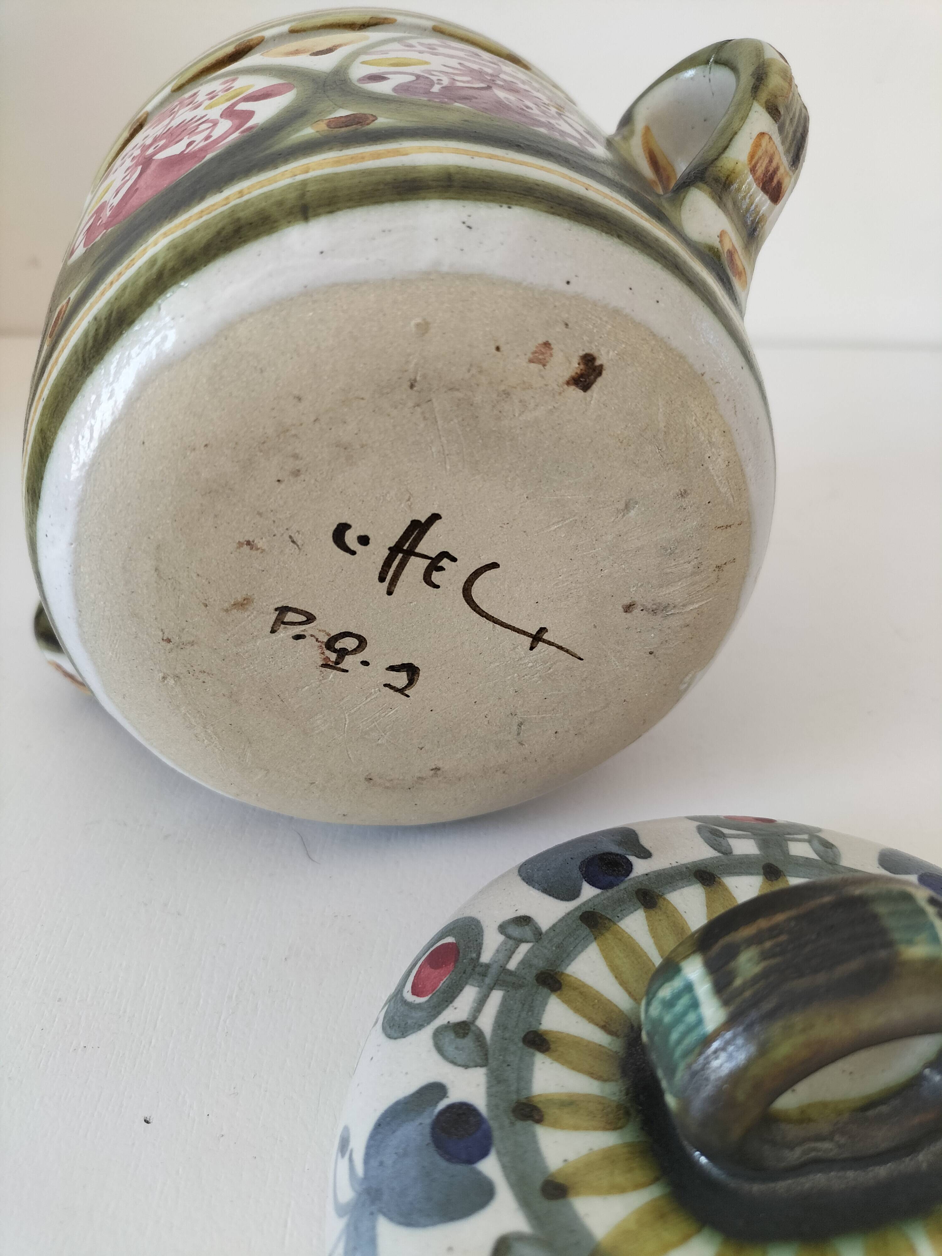 Small Keraluc broth pot Signed André l'Helguen
