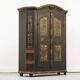 Armoire de mariée peinte à l'art populaire