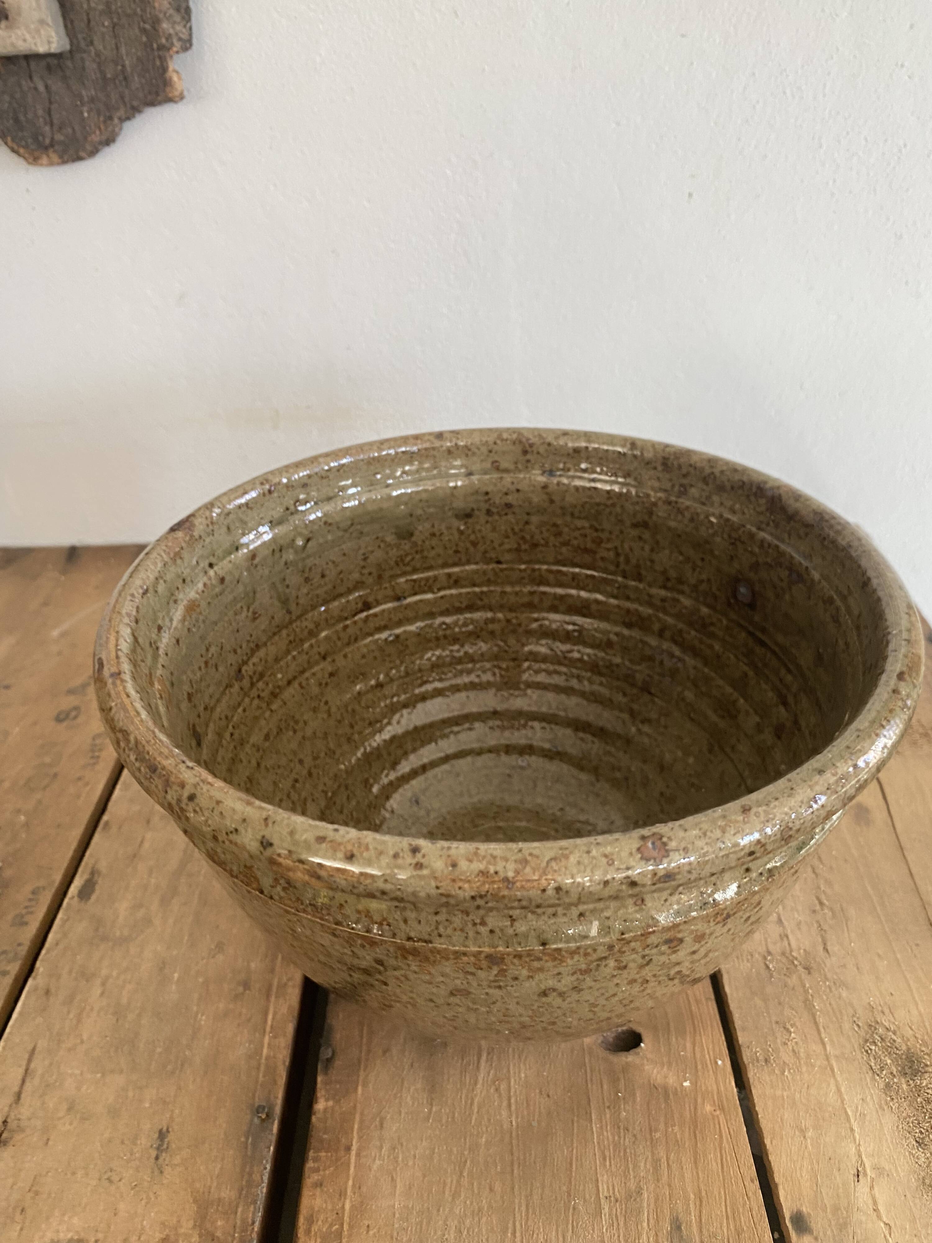 Salad bowl, 6 ramekins signed F. Baudat