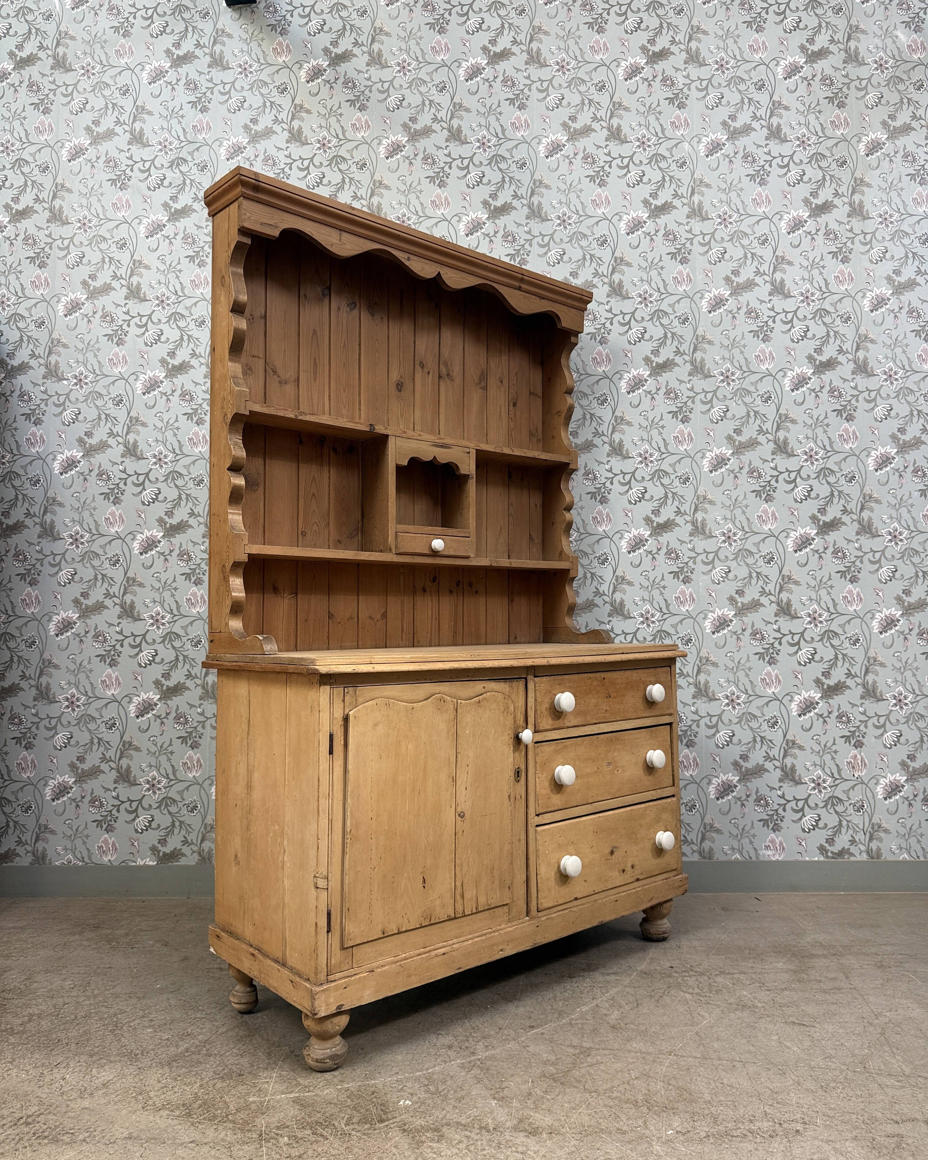 Antique English two-body buffet in solid pine (renovated)