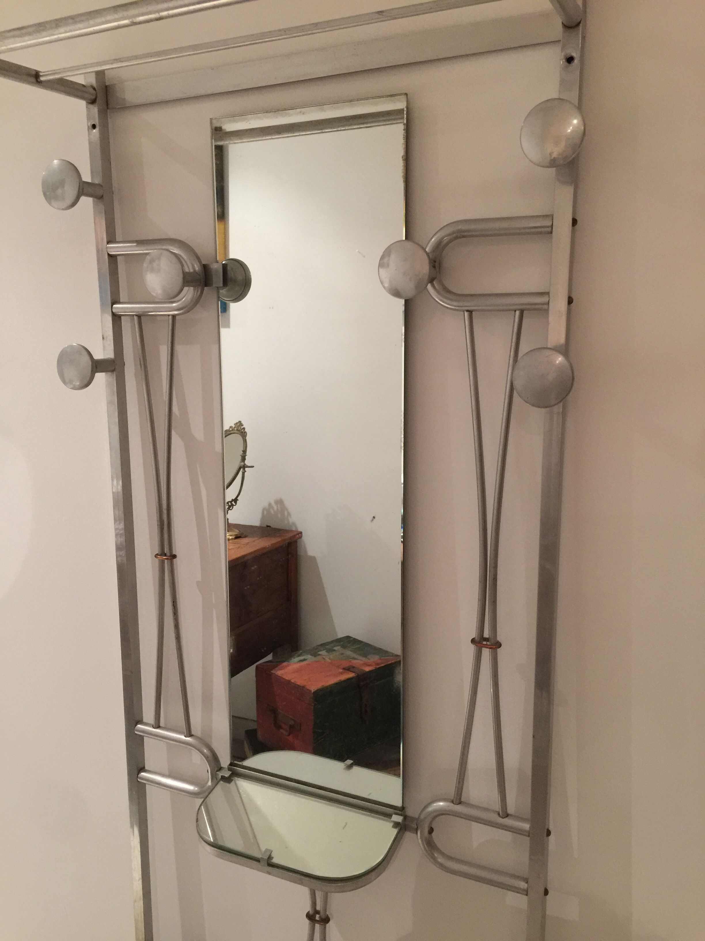 Locker room or door Deco coats