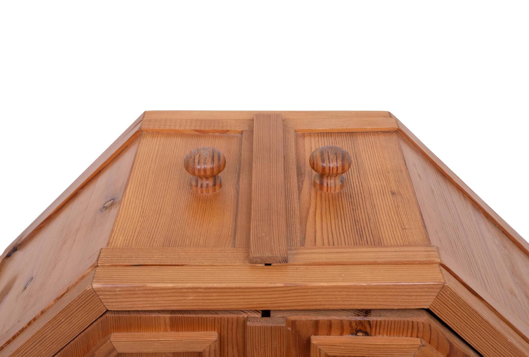 Metamorphic Solid Pine Dry Bar, Folding Design, 1970s, Good Condition