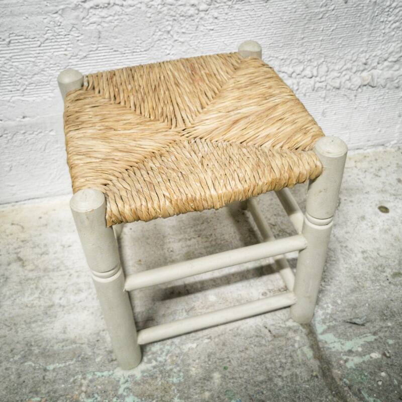 Low stool with mulched seat